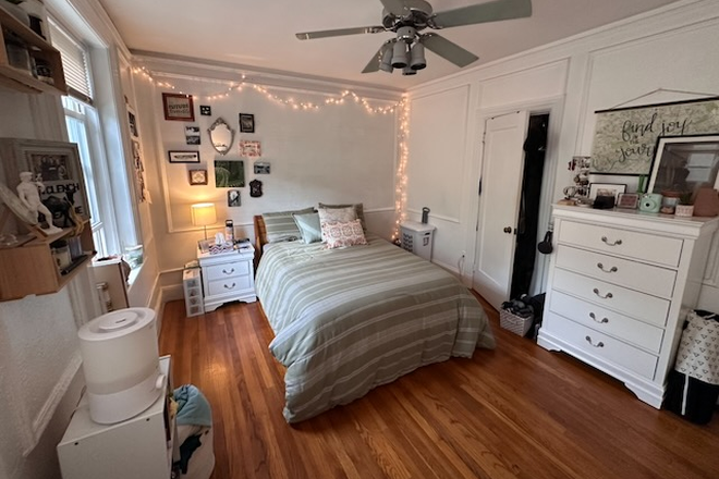 Bedroom - Sunny Bedroom in 2 Bed Brookline Apartment