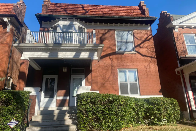 Front of house - 6027 McPherson Ave - Skinker DeBaliviere neighborhood