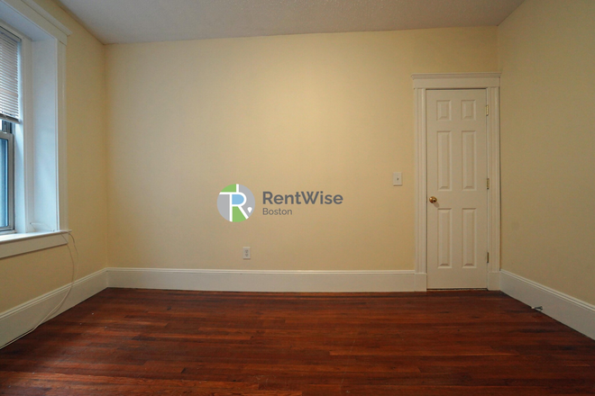 1 - SEPT 2026-Fantastic Fenway Studio, H/HW inc. Student OK! NO FEE! Apartments