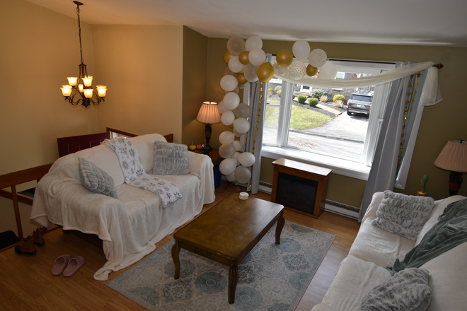 Living Room - 5 Sumac Trail - Bonnet Shores and North End - Narragansett House