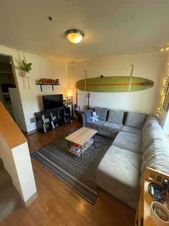 Living Room - AG Camps Townhouse, 2 blocks from campus