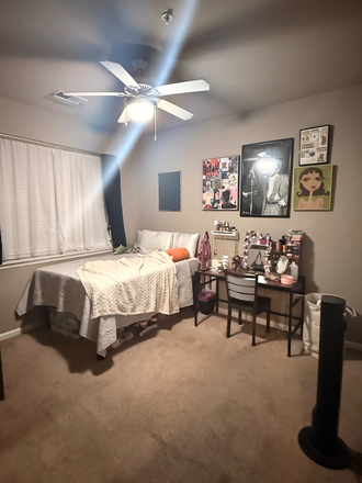 Bedroom - The James Apartments