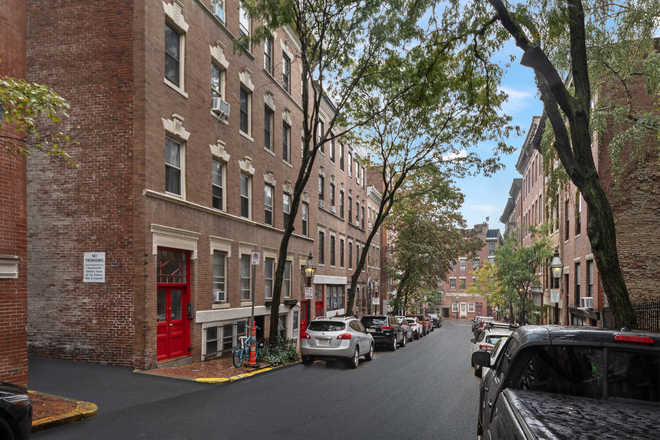 Street view - Charming, Spacious Beacon Hill 2BR Condo