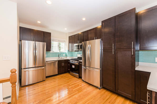 Kitchen - Renovated 6-Bed West Medford Single-Family — 5 Baths, Garage, Decks & Parking House