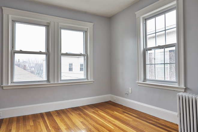 Bedroom - **NO BROKER FEE*** Gorgeous 3.5 Bed / 1 Bath - Available 9/1/26!! Apartments