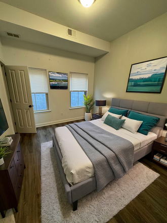 Bedroom 2 - 3825 Hamilton St Apartments