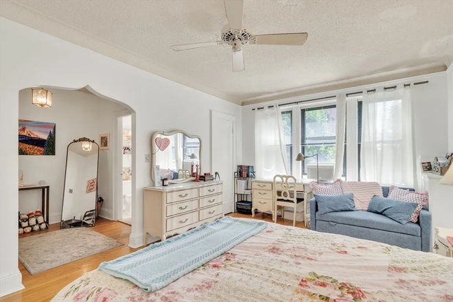 Living space towards bathroom - Large Studio  No Fee  141 Englewood Ave Condo