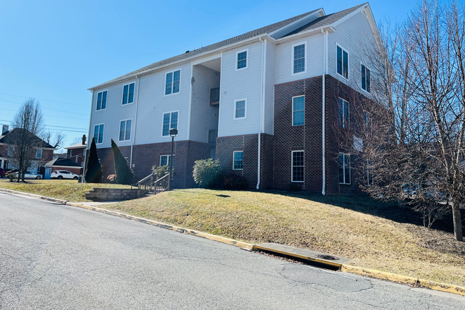 Photo - 2 or 3 Bedroom, 1 or 2 Bath Apartments