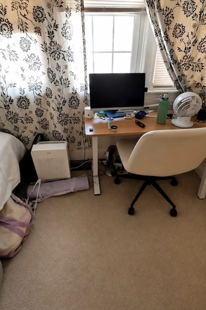 Bedroom - House close to Georgetown Hilltop Campus
