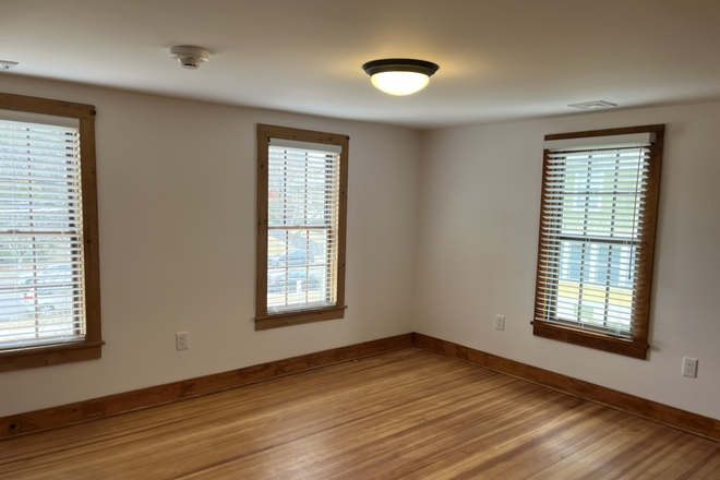 bedroom - 4BR home-West Broad St-Hopewell