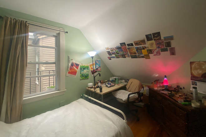 Bedroom fully furnished - Short term affordable room in fun co-op in central
