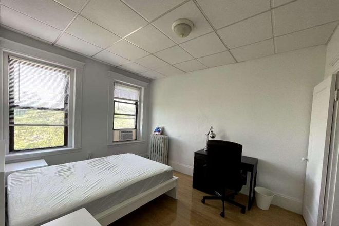 View towards the window - Summer Sublease Available