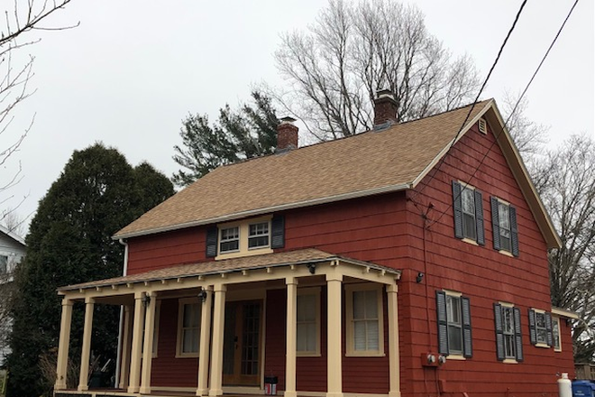Full House view - Roommates Needed for Wakefield House