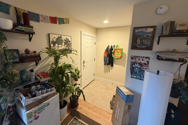 Enterance - Decatur Street Apartment, close to downtown and campus