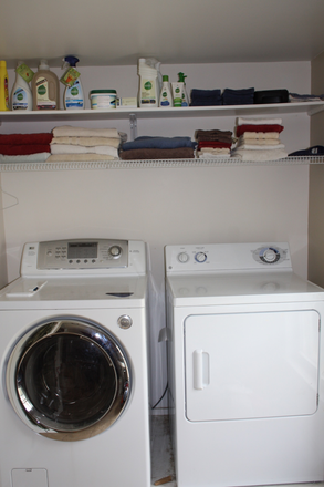 washer and dryer - cozy room in spacious house in the old north end. 1 child (14), 1 dog, 2 cats. 10 min. to campus.