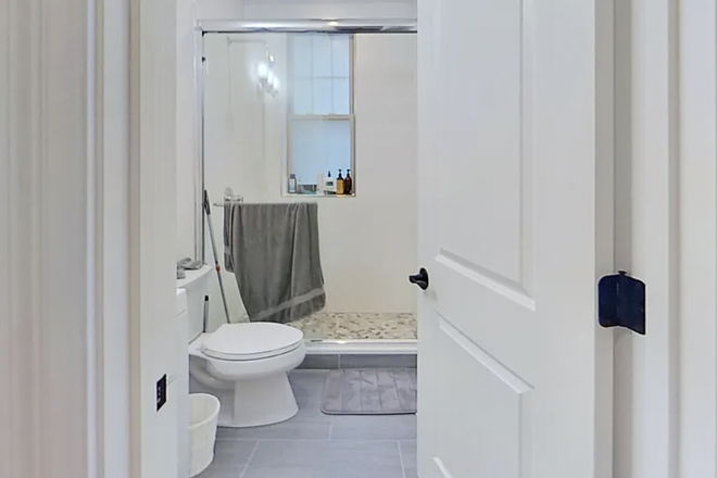 Bathroom - Unit #4 1 Bedroom available in 2 bedroom apartment BC Bus and Right Across 2K