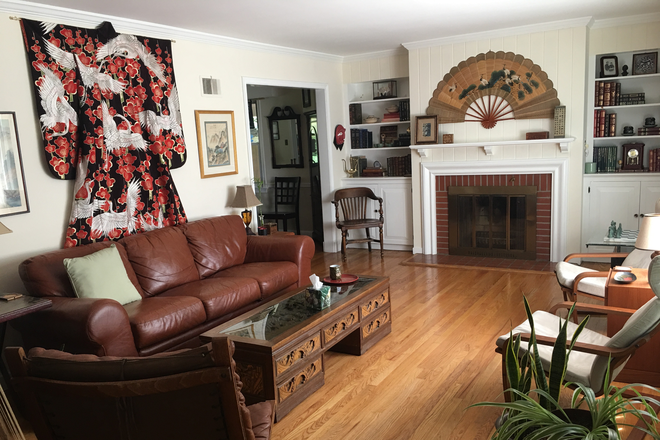 Living room - Large furnished private room / private bathroom. 6-minute walk to campus!