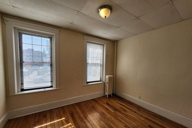 1 - Fantastic Allston Studio and 1 beds, H/HW inc. No Broker Fee! Apartments
