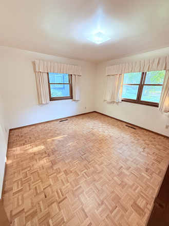 Room3 - 3 BR Home Near Purdue | 20-Min Walk to Campus | Direct Bus Route