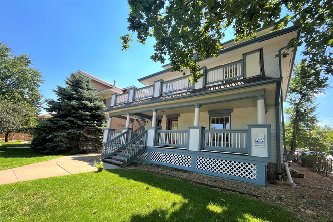 2 - AUGUST PRELEASING: 1038 University Ave #3 Apartments