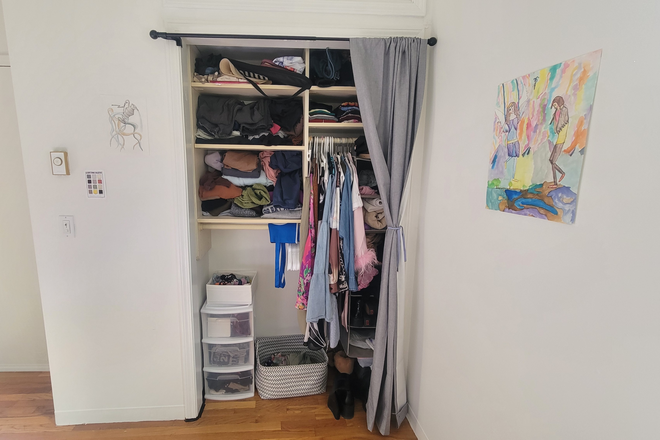 Bedroom main closet - Great apartment close to campus