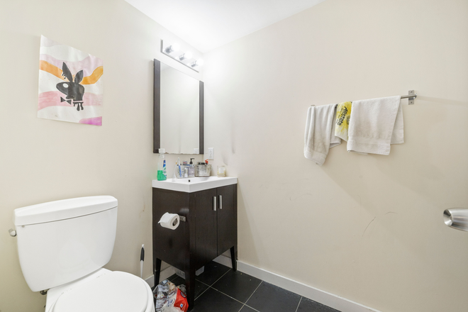 1515 W Oxford - 1515 W Oxford St. Apartments