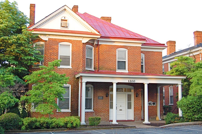 Front Photo - 1200-B Wertland