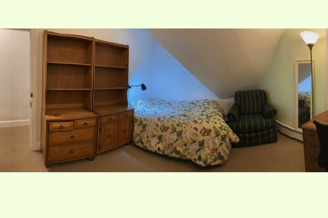 North Bedroom Available now - 2 bdrms June, 1 bdrm  Sept  FURNISHED FREE Laundry IN UNIT, Free Parking, Apartments