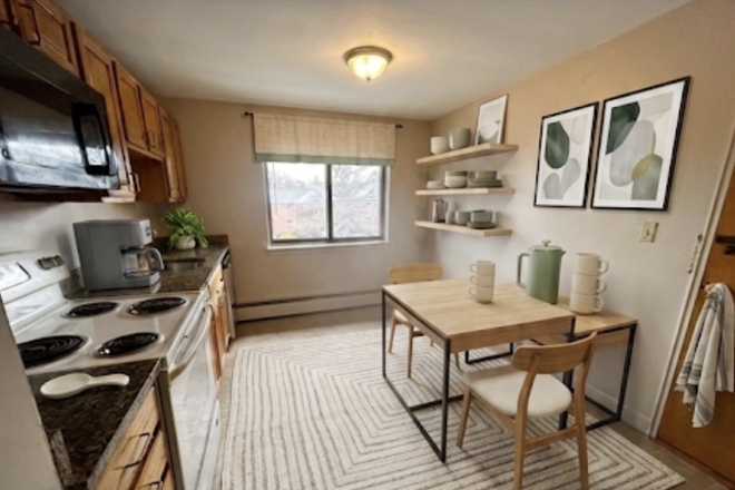 Eat in Kitchen, staged - Charlesbank Estates Apartments