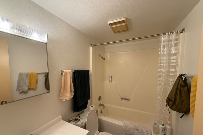 Bathroom - Newton Court Townhome