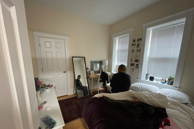 visit hubrealtyproperties.com - Mission Hill, nice two bedroom with living room Apartments