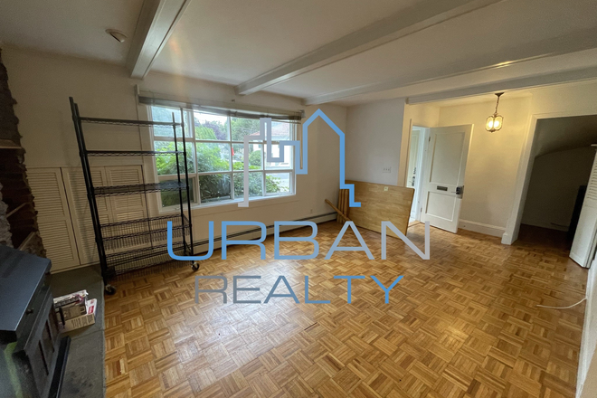 Living Room - **NOW LEASING JUNIOR YEAR 2026-2027**   6 BED 3 BATH CHESTNUT HILL APARTMENT - ADJACENT TO CAMPUS!