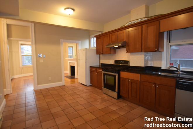 ______ - RENOVATED 4 BEDS/ 2 BATHS WITH HUGE EAT-IN KITCHEN Apartments