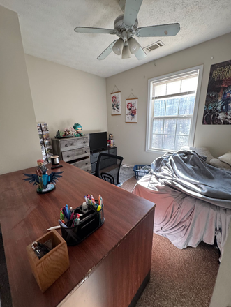 Bedroom - $500 room/util.inc/Only males