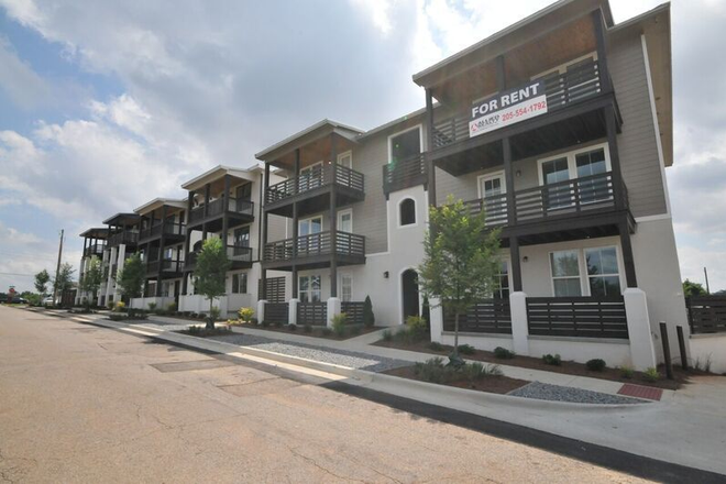 Photo - St. John Flats Apartments