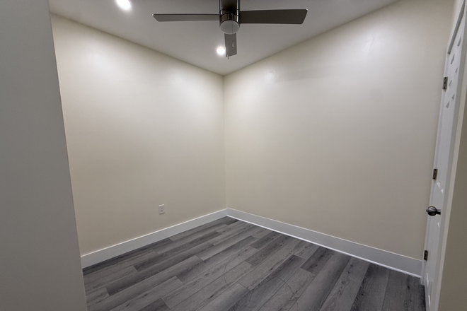 Studio - Beautiful Studio on Burbank St Available 9/1/26 Apartments