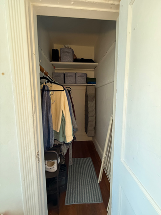 Bedroom closet - Close to campus apartment