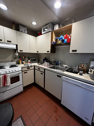 LIVING - 2 BED/2 BATH WITH HEAT AND HOT WATER INCLUDED!