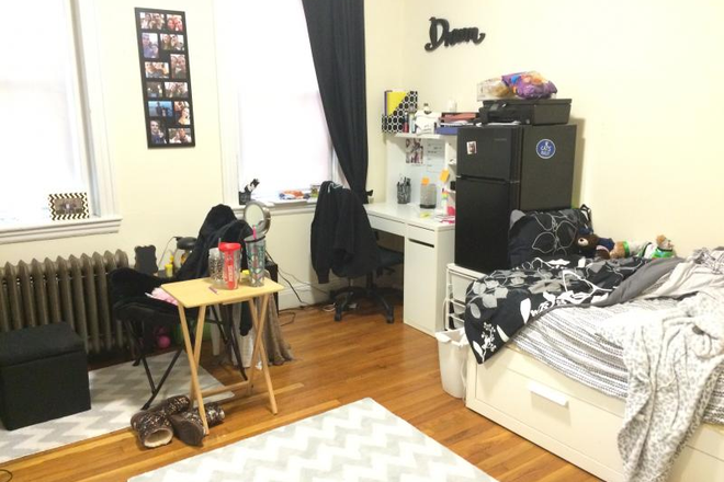 BEDROOM - FORMIDABLE 1 BED 1 BATH APT BOYLSTON ST NEAR NEU/BERKLEE/BU AV NOW