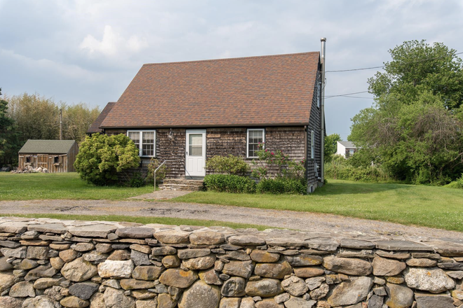 Street View - Off-Campus Sublet, 1 Room Available in 4BR House - Spring 2027 (Great Location)