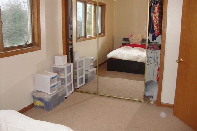 Bedroom - 2 bedrooms with big living room Apt for rent- near bus line