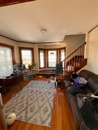 Second living room - Summer Sublet | 6 min to Tufts | $1,000/mo | Furnished Room in Beautiful Medford Home