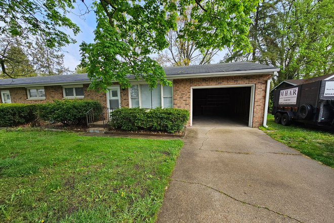  - 1716 E Bristol - 2BR/1.0BA