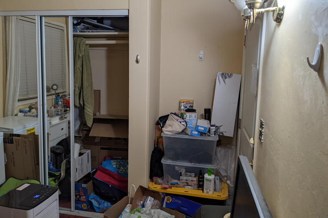 picture taken from refrigerator (closet, door) - Dorm Style House close to campus