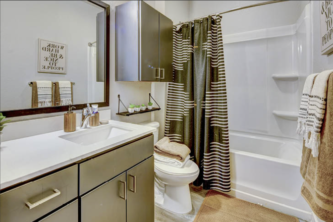 Bedroom A bathroom - UClub on 28th Apartments