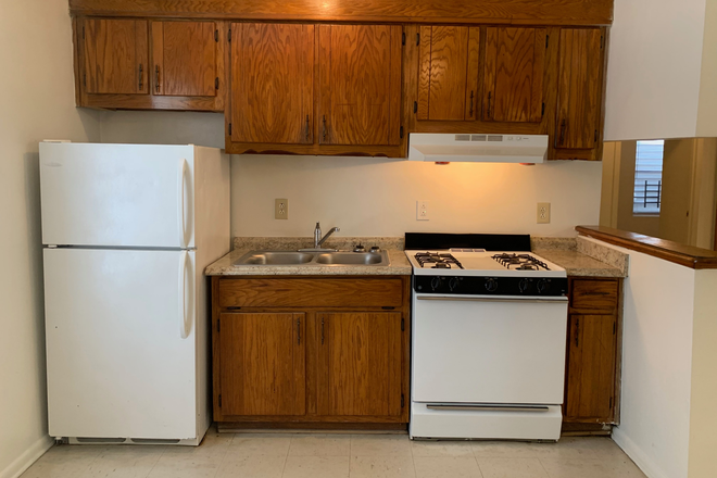Kitchen - (ODUrent) 1322 42nd Street - 4 Bed 2 Bath House