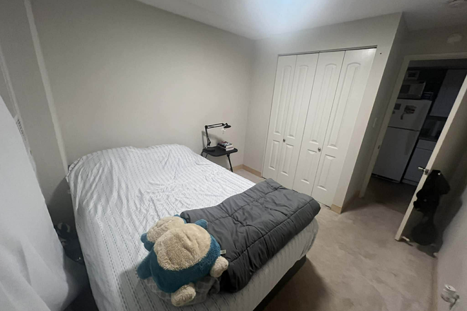 Bedroom 2 - Seaview Avenue 2 Bedroom Duplex