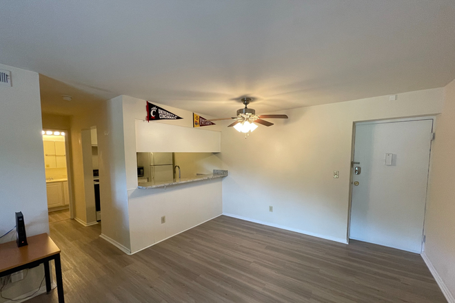 Main/Dining - Lease Take-Over Available, Walk to UC - Great Location & Value!
