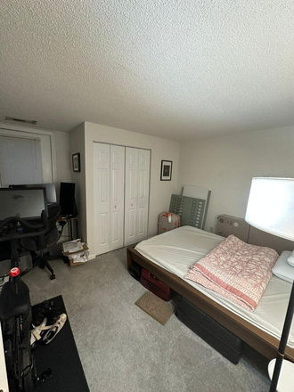 Second bedroom (use of peloton is permitted) - Spacious 2 bed 2 bath fully furnished apartment close to Harvard University and Porter Square