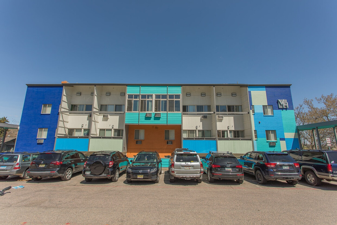 Exterior - View House Apartments